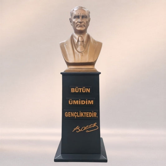 KT 115 Açılı Model Kaideli Atatürk Büstü (190 cm)